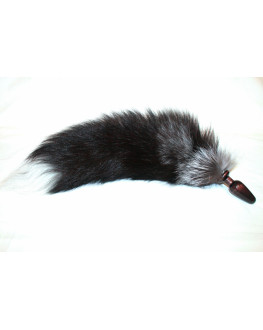 Анальная пробка черного цвета с лисьим хвостом чернобурка, 6 см.